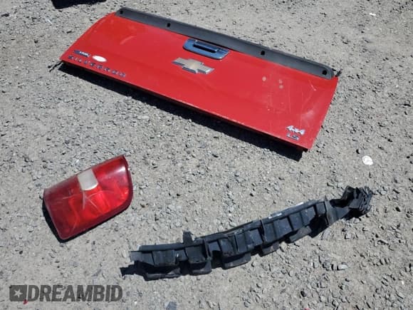 ✅ 2009 Chevrolet Silverado 1500 Work Truck • VIN: 1GCEC140X9Z196258 • Lot: 58011625. Listed on Copart with 281,120 mi. Free auction sales archive from the USA and detailed vehicle history report at DreamBid. Image 12.