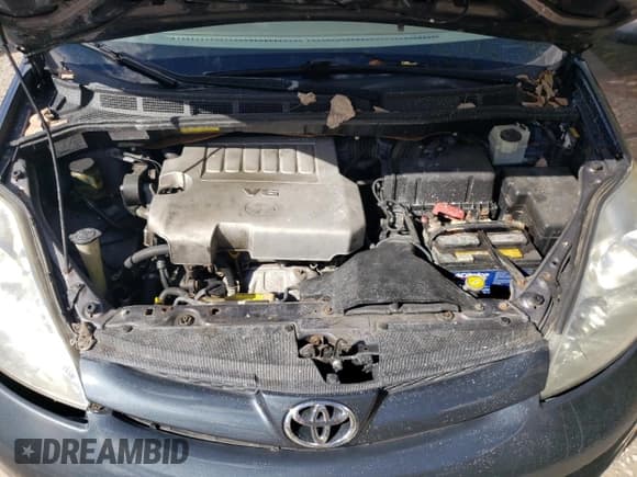 ✅ 2008 Toyota Sienna CE • VIN: 5TDZK23C78S142843 • Lot: 86098075. Listed on Copart with 179,718 mi. Free auction sales archive from the USA and detailed vehicle history report at DreamBid. Image 12.