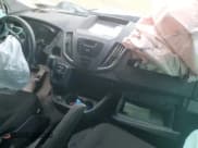 ✅ 2018 Ford Transit • VIN: 1FTYR1ZM0JKA65344 • Lot: 92347065. Wystawiony na Copart z przebiegiem Nie podano. Bezpłatny archiwum sprzedaży aukcyjnych z USA i szczegółowy raport historii pojazdu na DreamBid. Zdjęcie 8.