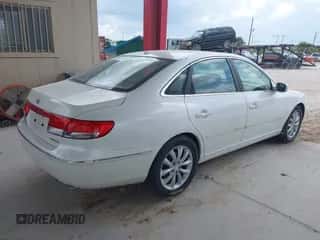 2008 Hyundai Azera Limited с VIN KMHFC46F28A274631, выставлен на аукционе IAAI как лот 42346183 с пробегом 141 740 миль миль и . История ставок и продаж доступна на DreamBid. Изображение 4.