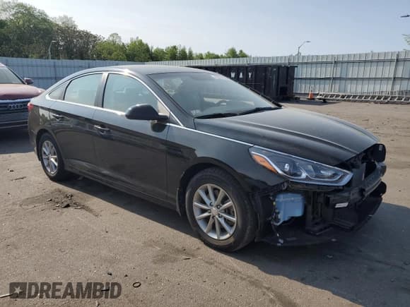 ✅ 2018 Hyundai Sonata SE • VIN: 5NPE24AF7JH719308 • Lot: 52274183. Listed on Copart with 14,882 mi. Free auction sales archive from the USA and detailed vehicle history report at DreamBid. Image 4.
