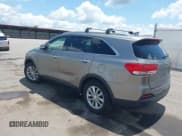 ✅ 2016 Kia Sorento LX • VIN: 5XYPG4A52GG181456 • Lot: 42535513. Listed on IAAI with 133,151 mi. Free auction sales archive from the USA and detailed vehicle history report at DreamBid. Image 3.