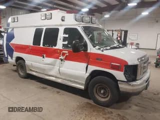 ✅ 2014 Ford Econoline Cargo Commercial • VIN: 1FDSS3EL3EDA38924 • Лот: 41561390. Опубликован ранее на IAAI с пробегом 213 717 миль. Бесплатный доступ к архиву аукционных продаж из США и подробный отчёт об истории автомобиля на DreamBid. Изображение 1.