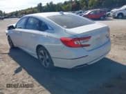 ✅ 2018 Honda Accord EX • VIN: 1HGCV1F41JA015991 • Lot: 43370112. Wystawiony na IAAI z przebiegiem 137 132 mil. Bezpłatny archiwum sprzedaży aukcyjnych z USA i szczegółowy raport historii pojazdu na DreamBid. Zdjęcie 3.