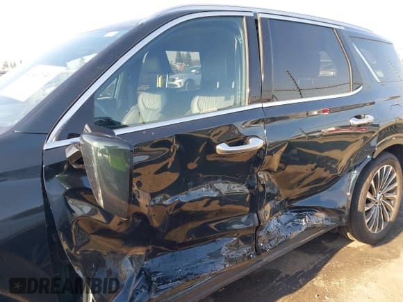 ✅ 2023 Hyundai Palisade Calligraphy • VIN: KM8R74GE2PU581687 • Лот: 41447659. Опубликован ранее на IAAI с пробегом 23 605 миль. Бесплатный доступ к архиву аукционных продаж из США и подробный отчёт об истории автомобиля на DreamBid. Изображение 6.