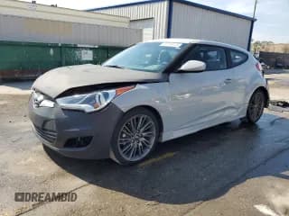 ✅ 2013 Hyundai Veloster w/Black Int • VIN: KMHTC6AD0DU127379 • Lot: 43798425. Wystawiony na Copart z przebiegiem 172 604 mil. Bezpłatny archiwum sprzedaży aukcyjnych z USA i szczegółowy raport historii pojazdu na DreamBid. Zdjęcie 1.