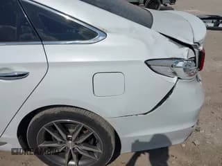 ✅ 2015 Hyundai Sonata Sport • VIN: 5NPE34AB9FH053070 • Лот: 43467488. Опубликован ранее на IAAI с пробегом 161 949 миль. Бесплатный доступ к архиву аукционных продаж из США и подробный отчёт об истории автомобиля на DreamBid. Изображение 6.