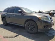 ✅ 2015 Nissan Pathfinder S • VIN: 5N1AR2MN2FC657011 • Lot: 57166275. Listed on Copart with 146,321 mi. Free auction sales archive from the USA and detailed vehicle history report at DreamBid. Image 4.