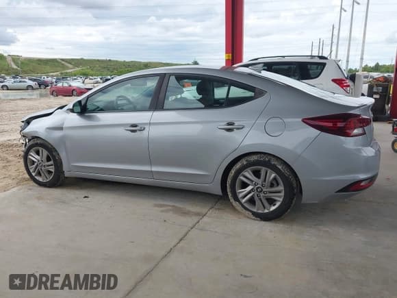 ✅ 2020 Hyundai Elantra SEL • VIN: KMHD84LF6LU070242 • Лот: 43257673. Опубликован ранее на IAAI с пробегом 89 836 миль. Бесплатный доступ к архиву аукционных продаж из США и подробный отчёт об истории автомобиля на DreamBid. Изображение 15.
