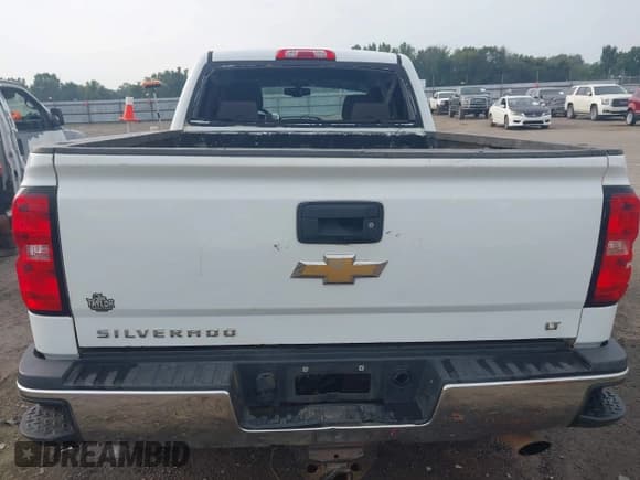 ✅ 2019 Chevrolet Silverado 2500HD LT • VIN: 2GC2KSEG1K1235759 • Lot: 43194918. Listed on IAAI with 139,856 mi. Free auction sales archive from the USA and detailed vehicle history report at DreamBid. Image 19.