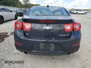 2015 Chevrolet Malibu LTZ z VIN 1G11F5SL0FF235701, wystawiony jako Copart lot #85365965 z przebiegiem 148 638 mil mil oraz Czysty tytuł • Clean title. Historia ofert i sprzedaży dostępna na DreamBid. Obrazek 6.