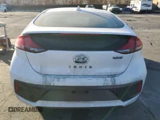 ✅ 2022 Hyundai Ioniq SE • VIN: KMHC75LC2NU282438 • Lot: 83468954. Wystawiony na Copart z przebiegiem 159 877 mil. Bezpłatny archiwum sprzedaży aukcyjnych z USA i szczegółowy raport historii pojazdu na DreamBid. Zdjęcie 6.