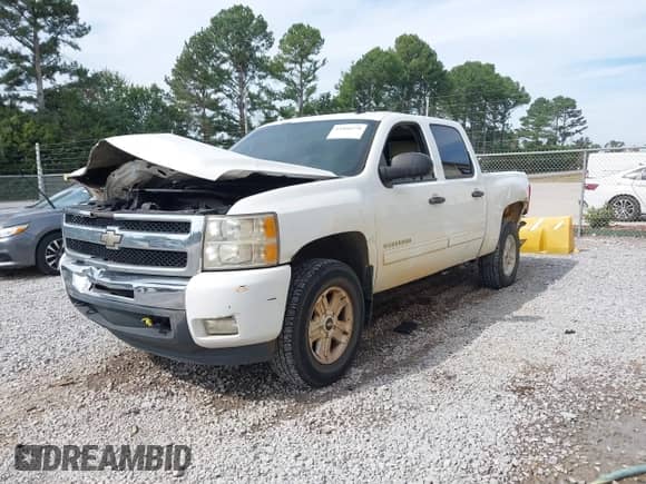 ✅ 2011 Chevrolet Silverado 1500 LT • VIN: 3GCPKSE36BG152225 • Лот: 43468278. Размещён на IAAI с пробегом 169 767 миль миль. Получите бесплатный доступ к архиву аукционных продаж из США и посмотрите подробный отчёт об истории автомобиля на DreamBid. Изображение 2.