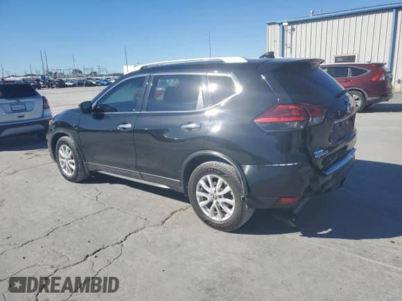 ✅ 2017 Nissan Rogue SV • VIN: 5N1AT2MT6HC888948 • Lot: 82675025. Listed on Copart with 124,404 mi. Free auction sales archive from the USA and detailed vehicle history report at DreamBid. Image 2.