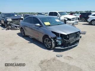 ✅ 2024 Kia Forte LXS • VIN: 3KPF24AD8RE730269 • Lot: 43205249. Wystawiony na IAAI z przebiegiem 43 344 mil. Bezpłatny archiwum sprzedaży aukcyjnych z USA i szczegółowy raport historii pojazdu na DreamBid. Zdjęcie 1.