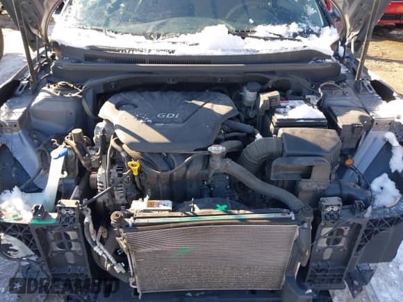 ✅ 2014 Hyundai Veloster • VIN: KMHTC6AD6EU204015 • Lot: 41318917. Wystawiony na IAAI z przebiegiem 77 355 mil. Bezpłatny archiwum sprzedaży aukcyjnych z USA i szczegółowy raport historii pojazdu na DreamBid. Zdjęcie 10.