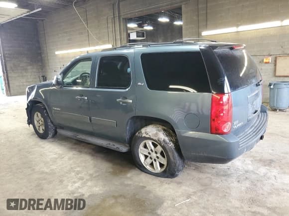 ✅ 2010 GMC Yukon SLT • VIN: 1GKMCCE34AR146755 • Lot: 82085445. Listed on Copart with Not provided. Free auction sales archive from the USA and detailed vehicle history report at DreamBid. Image 2.