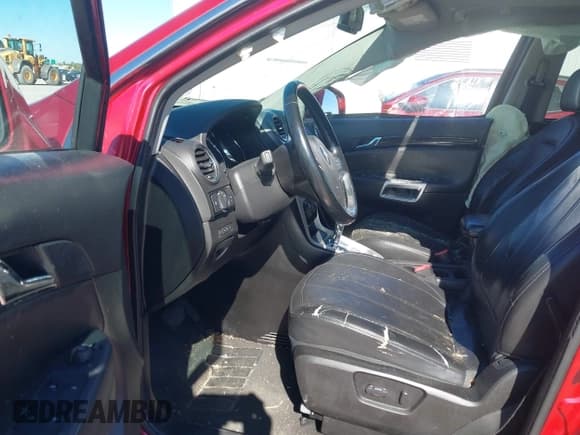 ✅ 2014 Chevrolet Captiva Sport LT • VIN: 3GNAL3EK9ES515870 • Lot: 43517416. Wystawiony na IAAI z przebiegiem 135 991 mil. Bezpłatny archiwum sprzedaży aukcyjnych z USA i szczegółowy raport historii pojazdu na DreamBid. Zdjęcie 5.