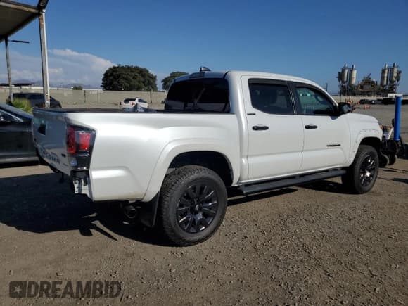 ✅ 2023 Toyota Tacoma Limited • VIN: 3TYGZ5AN7PT116688 • Лот: 71136335. Опубликован ранее на Copart с пробегом 26 666 миль. Бесплатный доступ к архиву аукционных продаж из США и подробный отчёт об истории автомобиля на DreamBid. Изображение 3.