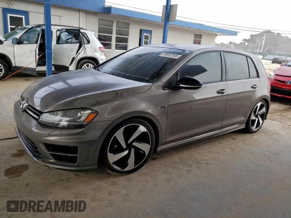 ✅ 2016 Volkswagen Golf R • VIN: WVWLF7AU5GW201695 • Лот: 95692095. Опубликован ранее на Copart с пробегом 74 841 миль. Бесплатный доступ к архиву аукционных продаж из США и подробный отчёт об истории автомобиля на DreamBid. Изображение 1.