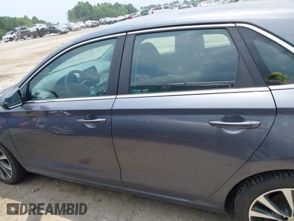 ✅ 2019 Hyundai Elantra • VIN: KMHH35LE4KU103539 • Lot: 42595958. Listed on IAAI with 109,511 mi. Free auction sales archive from the USA and detailed vehicle history report at DreamBid. Image 14.