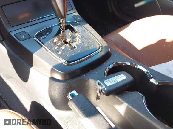 ✅ 2011 Hyundai Genesis Coupe Track • VIN: KMHHU6KH1BU063418 • Lot: 42808741. Wystawiony na IAAI z przebiegiem 141 281 mil. Bezpłatny archiwum sprzedaży aukcyjnych z USA i szczegółowy raport historii pojazdu na DreamBid. Zdjęcie 11.