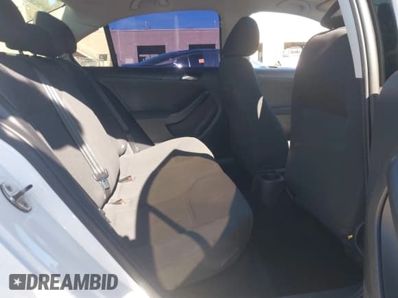 ✅ 2012 Volkswagen Jetta S • VIN: 3VW2K7AJXCM355596 • Lot: 41642491. Listed on IAAI with 130,937 mi. Free auction sales archive from the USA and detailed vehicle history report at DreamBid. Image 8.