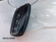 ✅ 2014 Hyundai Santa Fe • VIN: 5XYZU3LB7EG205102 • Lot: 43657537. Wystawiony na IAAI z przebiegiem 142 689 mil. Bezpłatny archiwum sprzedaży aukcyjnych z USA i szczegółowy raport historii pojazdu na DreamBid. Zdjęcie 11.