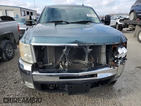 ✅ 2007 Chevrolet Silverado 2500HD 2LT • VIN: 1GCHK29627E571406 • Лот: 85560144. Опубликован ранее на Copart с пробегом 133 064 миль. Бесплатный доступ к архиву аукционных продаж из США и подробный отчёт об истории автомобиля на DreamBid. Изображение 5.