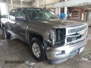 ✅ 2015 Chevrolet Silverado 1500 LT • VIN: 3GCPCREC9FG162677 • Lot: 43558537. Wystawiony na IAAI z przebiegiem 231 284 mil. Bezpłatny archiwum sprzedaży aukcyjnych z USA i szczegółowy raport historii pojazdu na DreamBid. Zdjęcie 1.