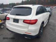 ✅ 2018 Mercedes-Benz GLC 300 • VIN: WDC0G4KB9JV108245 • Лот: 43630794. Опубликован ранее на IAAI с пробегом 57 262 миль. Бесплатный доступ к архиву аукционных продаж из США и подробный отчёт об истории автомобиля на DreamBid. Изображение 4.