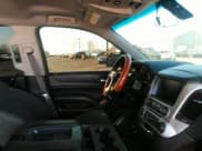 ✅ 2015 GMC Yukon XL • VIN: 1GKS2GECXFR281957 • Lot: 41768632. Wystawiony na IAAI z przebiegiem Nie podano. Bezpłatny archiwum sprzedaży aukcyjnych z USA i szczegółowy raport historii pojazdu na DreamBid. Zdjęcie 5.