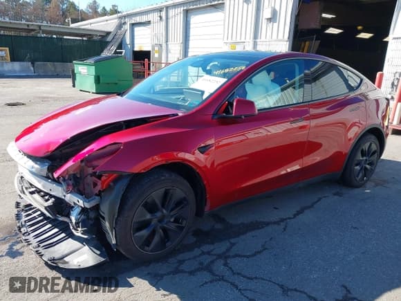 ✅ 2024 Tesla Model Y • VIN: 7SAYGDED4RF161518 • Лот: 41682252. Опубликован ранее на IAAI с пробегом 6 844 миль. Бесплатный доступ к архиву аукционных продаж из США и подробный отчёт об истории автомобиля на DreamBid. Изображение 2.