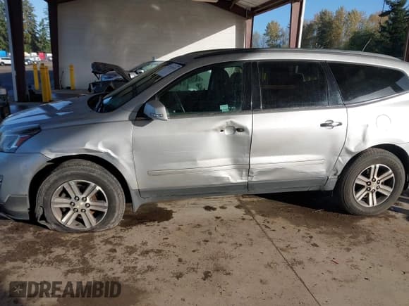 ✅ 2017 Chevrolet Traverse LT • VIN: 1GNKVGKD8HJ167707 • Лот: 43551933. Опубликован ранее на IAAI с пробегом 138 949 миль. Бесплатный доступ к архиву аукционных продаж из США и подробный отчёт об истории автомобиля на DreamBid. Изображение 6.