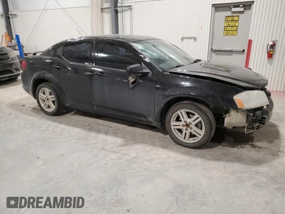 ✅ 2013 Dodge Avenger SE V6 • VIN: 1C3CDZAG1DN622170 • Lot: 88324025. Wystawiony na Copart z przebiegiem 177 756 mil. Bezpłatny archiwum sprzedaży aukcyjnych z USA i szczegółowy raport historii pojazdu na DreamBid. Zdjęcie 4.