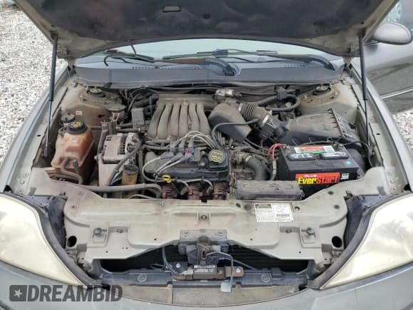 ✅ 2001 Mercury Sable LS • VIN: 1MEFM53U01A627026 • Lot: 57355804. Wystawiony na Copart z przebiegiem 248 244 mil. Bezpłatny archiwum sprzedaży aukcyjnych z USA i szczegółowy raport historii pojazdu na DreamBid. Zdjęcie 11.