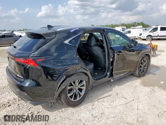 ✅ 2020 Lexus NX 300 F Sport • VIN: JTJSARBZXL5003756 • Лот: 63976075. Опубликован ранее на Copart с пробегом 100 348 миль. Бесплатный доступ к архиву аукционных продаж из США и подробный отчёт об истории автомобиля на DreamBid. Изображение 3.