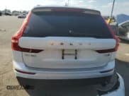 ✅ 2018 Volvo XC60 Momentum • VIN: LYV102RK3JB117824 • Лот: 83804545. Опубликован ранее на Copart с пробегом 96 561 миль. Бесплатный доступ к архиву аукционных продаж из США и подробный отчёт об истории автомобиля на DreamBid. Изображение 6.