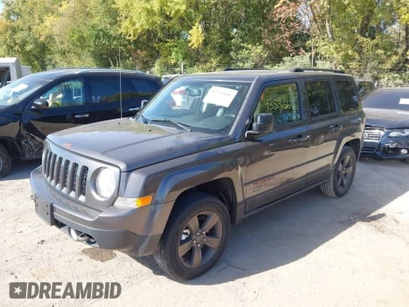 ✅ 2016 Jeep Patriot Sport • VIN: 1C4NJRBB9GD695555 • Lot: 43535616. Wystawiony na IAAI z przebiegiem 186 184 mil. Bezpłatny archiwum sprzedaży aukcyjnych z USA i szczegółowy raport historii pojazdu na DreamBid. Zdjęcie 2.