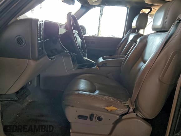 ✅ 2006 Chevrolet Avalanche LT • VIN: 3GNEK12ZX6G138240 • Лот: 95770735. Опубликован ранее на Copart с пробегом 163 421 миль. Бесплатный доступ к архиву аукционных продаж из США и подробный отчёт об истории автомобиля на DreamBid. Изображение 7.