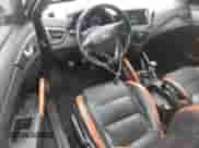 2016 Hyundai Veloster Turbo z VIN KMHTC6AE8GU274868, wystawiony jako Copart lot #89725565 z przebiegiem 111 013 mil mil oraz Szkoda całkowita • Salvage title. Historia ofert i sprzedaży dostępna na DreamBid. Obrazek 8.