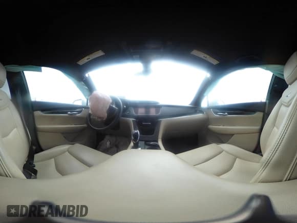 ✅ 2017 Cadillac XT5 FWD • VIN: 1GYKNARS1HZ138586 • Лот: 42951197. Опубликован ранее на IAAI с пробегом 69 129 миль. Бесплатный доступ к архиву аукционных продаж из США и подробный отчёт об истории автомобиля на DreamBid. Изображение 18.