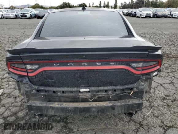 ✅ 2019 Dodge Charger R/T • VIN: 2C3CDXCT8KH519249 • Лот: 84902845. Опубликован ранее на Copart с пробегом 105 769 миль. Бесплатный доступ к архиву аукционных продаж из США и подробный отчёт об истории автомобиля на DreamBid. Изображение 6.
