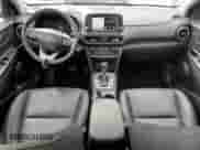 2021 Hyundai Kona Ultimate с VIN KM8K5CA51MU661780, выставлен на аукционе Copart как лот 43422393 с пробегом 19 876 миль миль и . История ставок и продаж доступна на DreamBid. Изображение 8.