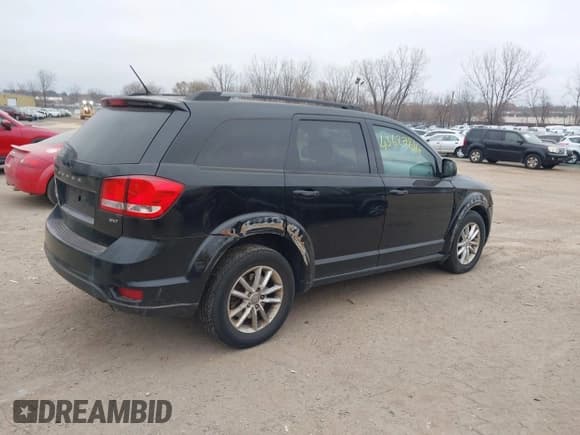 ✅ 2017 Dodge Journey SXT • VIN: 3C4PDDBG8HT592198 • Lot: 43627814. Wystawiony na IAAI z przebiegiem 170 000 mil. Bezpłatny archiwum sprzedaży aukcyjnych z USA i szczegółowy raport historii pojazdu na DreamBid. Zdjęcie 4.