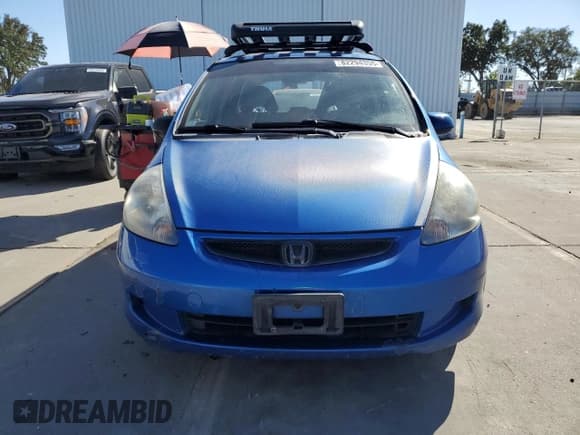 ✅ 2008 Honda Fit • VIN: JHMGD38478S071223 • Лот: 82294355. Опубликован ранее на Copart с пробегом 268 610 миль. Бесплатный доступ к архиву аукционных продаж из США и подробный отчёт об истории автомобиля на DreamBid. Изображение 5.