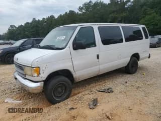 ✅ 2000 Ford Econoline Passenger XL • VIN: 1FBSS31L5YHB52306 • Lot: 80533015. Listed on Copart with 268,384 mi. Free auction sales archive from the USA and detailed vehicle history report at DreamBid. Image 1.