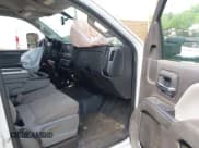 ✅ 2017 Chevrolet Silverado 2500HD Work Truck • VIN: 1GC2KUEGXHZ346239 • Lot: 42346532. Wystawiony na IAAI z przebiegiem 58 252 mil. Bezpłatny archiwum sprzedaży aukcyjnych z USA i szczegółowy raport historii pojazdu na DreamBid. Zdjęcie 5.