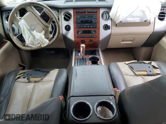 ✅ 2007 Ford Expedition Max Eddie Bauer • VIN: 1FMFK185X7LA54470 • Lot: 80958415. Listed on Copart with 329,567 mi. Free auction sales archive from the USA and detailed vehicle history report at DreamBid. Image 8.