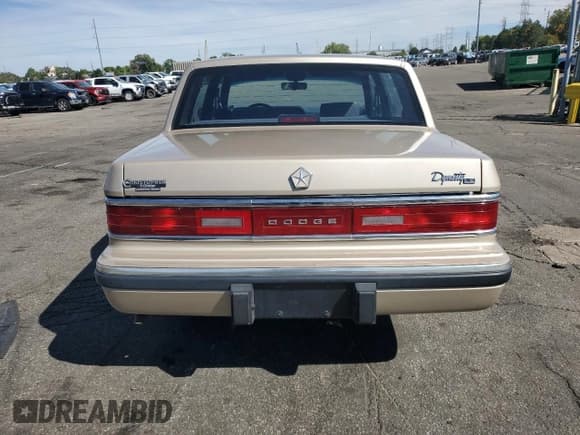 ✅ 1993 Dodge Dynasty LE • VIN: 1B3XC56R4PD186204 • Lot: 84626705. Listed on Copart with 130,345 mi. Free auction sales archive from the USA and detailed vehicle history report at DreamBid. Image 6.